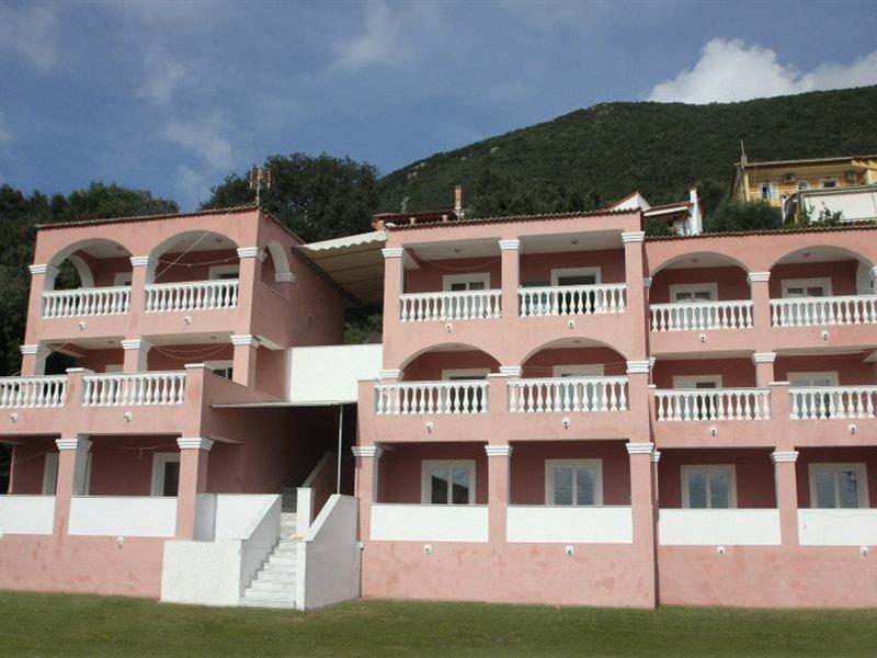 Paradiso Apartments Ипсос Екстериор снимка