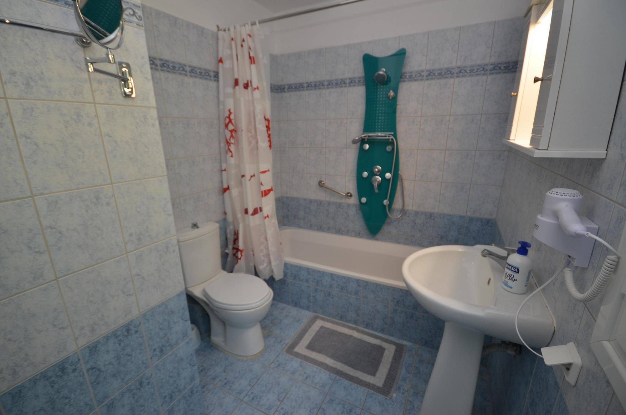Paradiso Apartments Ипсос Екстериор снимка