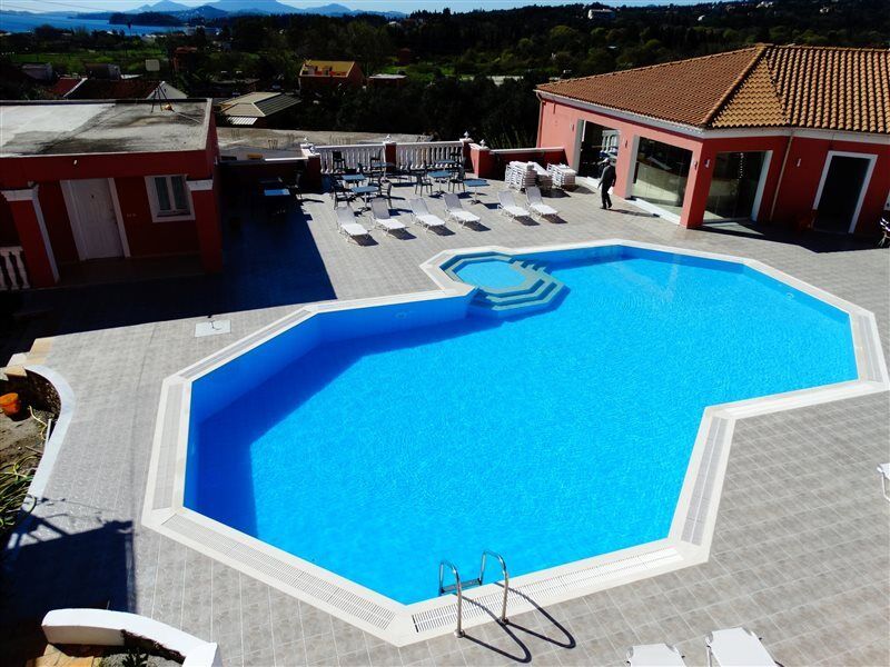 Paradiso Apartments Ипсос Екстериор снимка